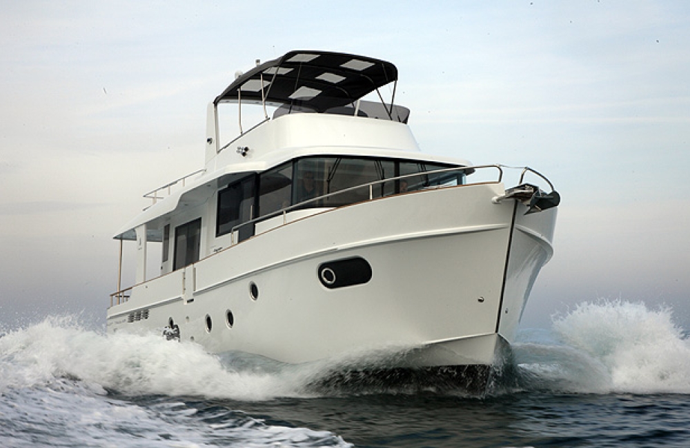2 Swift Trawler 50 planata